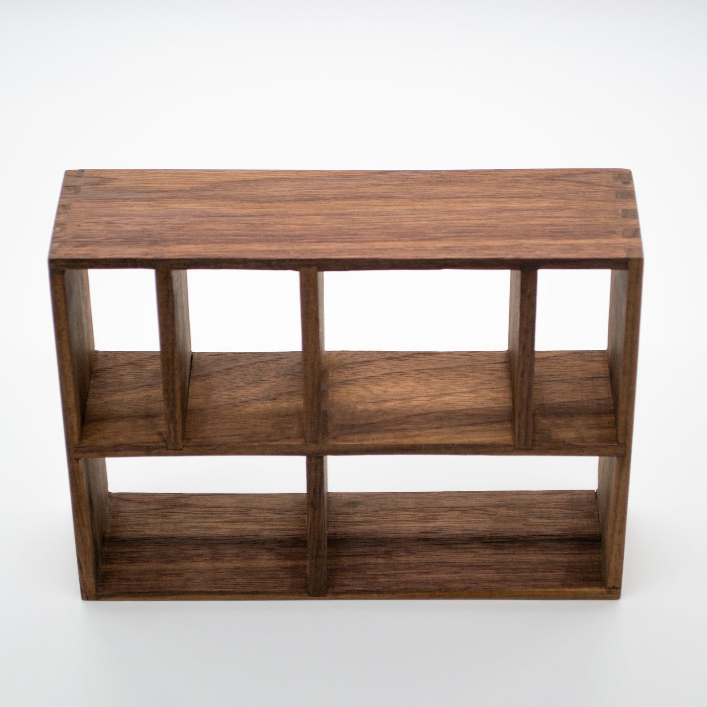 Itty Bitty Shelf