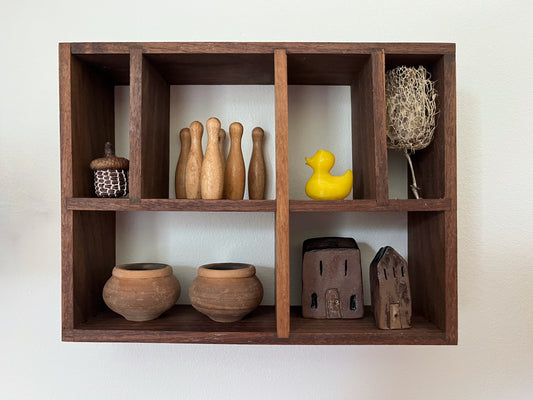 Itty Bitty Shelf